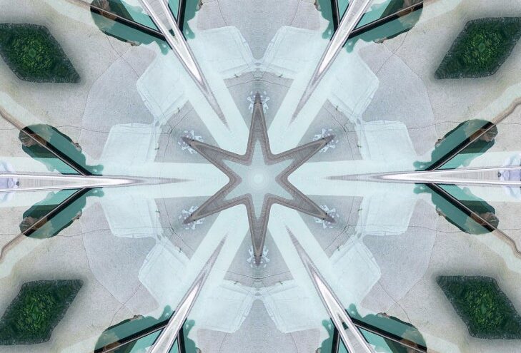 Green kaleidoscope image